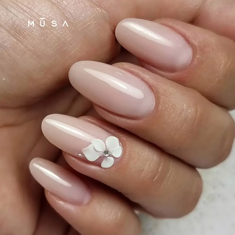 Unghie con fiori semplici: la tendenza del momento - Come mettere le decorazioni sulle unghie unghie con fiori semplici - Come mettere le decorazioni sulle unghie