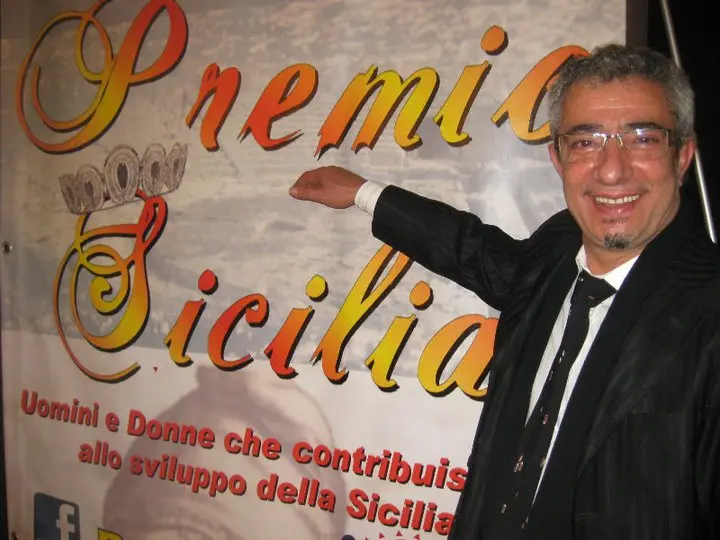 Piccolo Fiore: Una Canzone Che Ha Segnato la Storia dei Teppisti dei Sogni - Come si chiama il cantante dei Teppisti dei sogni piccolo fiore - Come si chiama il cantante dei Teppisti dei sogni