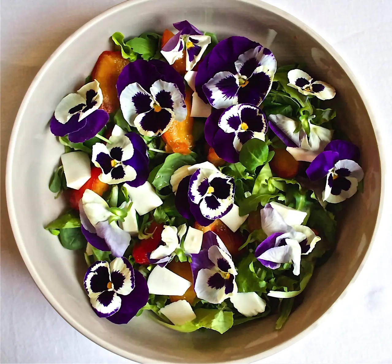 Fiori commestibili: scopri quali sono e come utilizzarli nella cucina - Quali sono i fiori che si possono mangiare fiori commestibili - Quali sono i fiori che si possono mangiare