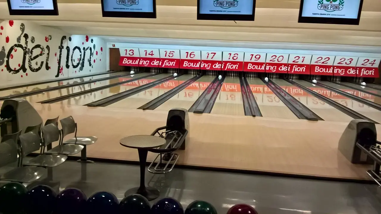 Bowling dei Fiori: Il posto perfetto per una festa di compleanno indimenticabile - Quanto costa il bowling ad Assago bowling dei fiori - Quanto costa il bowling ad Assago