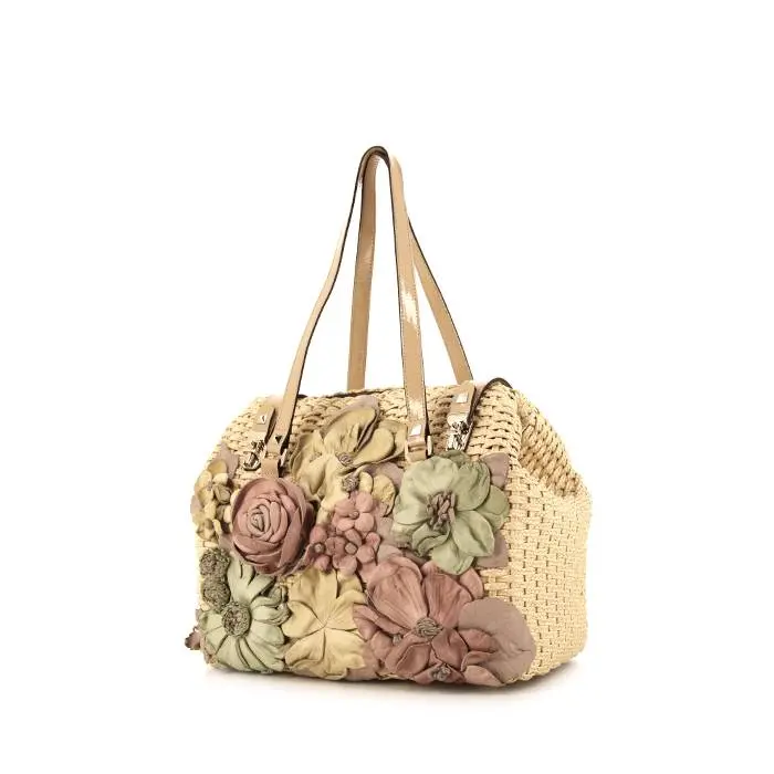 Borsa valentino con fiori: eleganza e stile in un accessorio