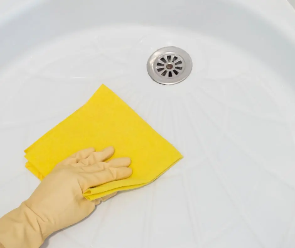 piatto doccia fiora pulizia - Come far tornare bianco il piatto doccia