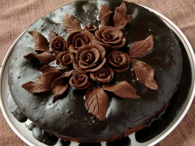 fiori di cioccolato per torte - Come fare scritta per torte