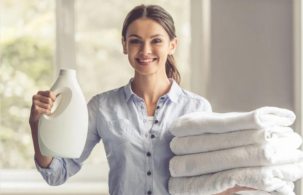 Fiore Piegare Asciugamani Forme: Come Scegliere e Presentare gli Asciugamani in Hotel - Come mantenere le spugne morbide fiore piegare asciugamani forme - Come mantenere le spugne morbide