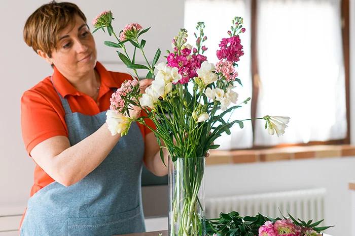 Cosa mettere nell'acqua per far durare i fiori recisi - Come prolungare la durata dei fiori recisi cosa mettere nell'acqua per far durare i fiori recisi - Come prolungare la durata dei fiori recisi