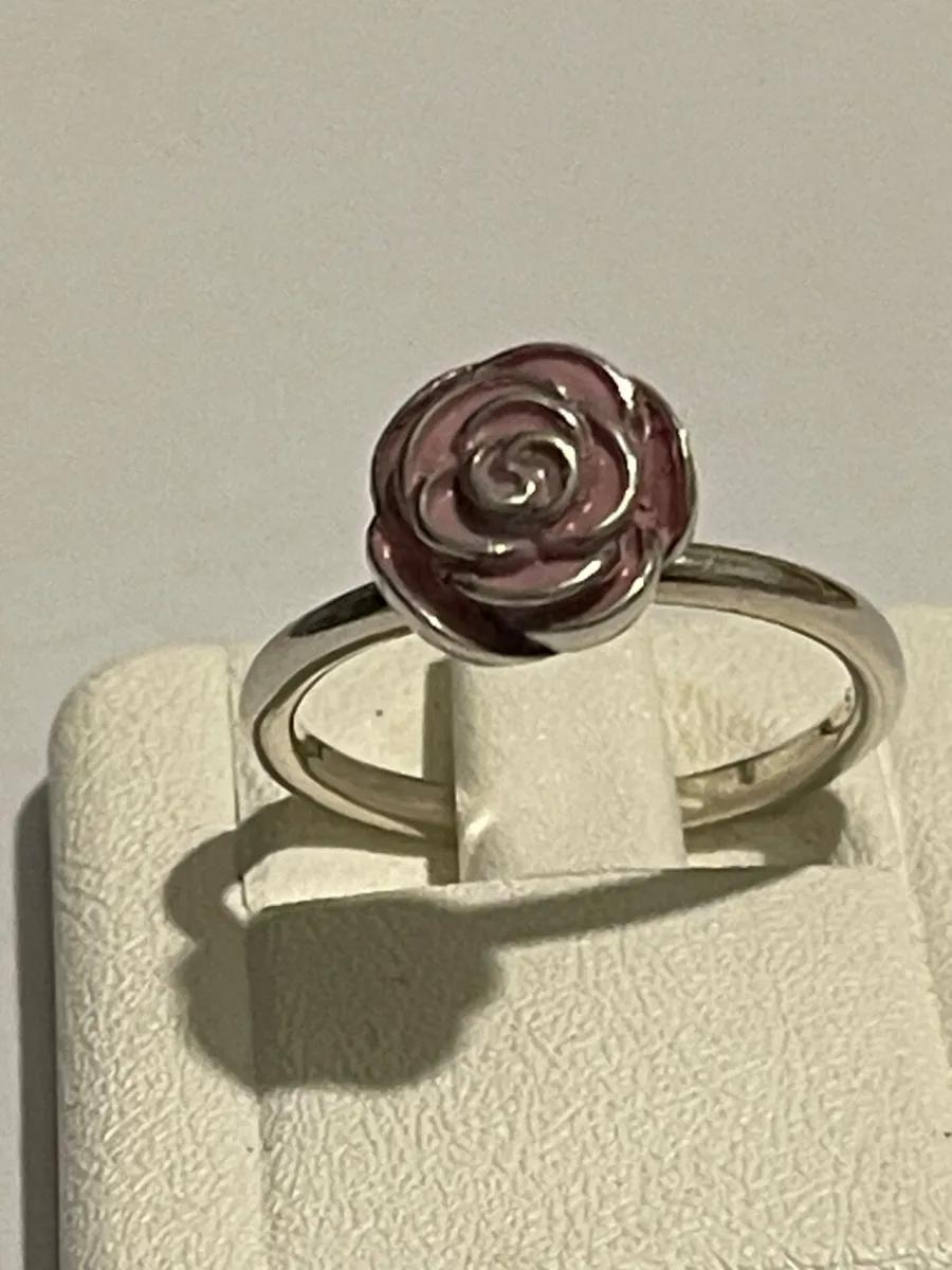 Anello Pandora Fiore Rosa: il gioiello perfetto per esprimere la tua eleganza e femminilità - Come pulire anelli Pandora oro rosa anello pandora fiore rosa - Come pulire anelli Pandora oro rosa