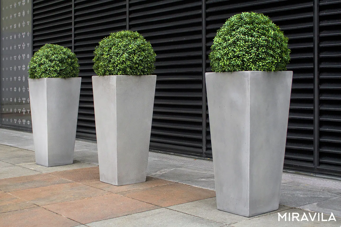 Fioriere alte: una soluzione elegante per il tuo giardino - Come riempire un vaso alto fioriere alte - Come riempire un vaso alto