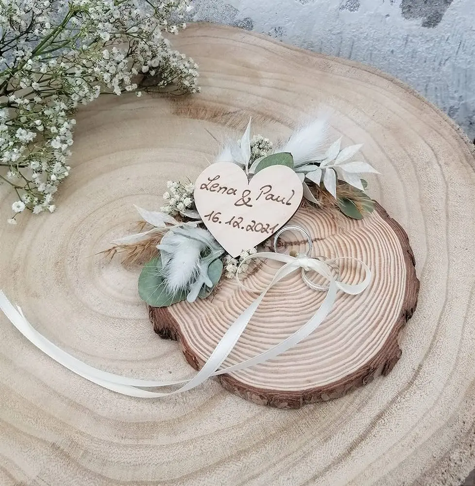 Porta fedi con fiori: un tocco romantico per il tuo matrimonio - Come si chiamano quelle che portano le fedi porta fedi con fiori - Come si chiamano quelle che portano le fedi