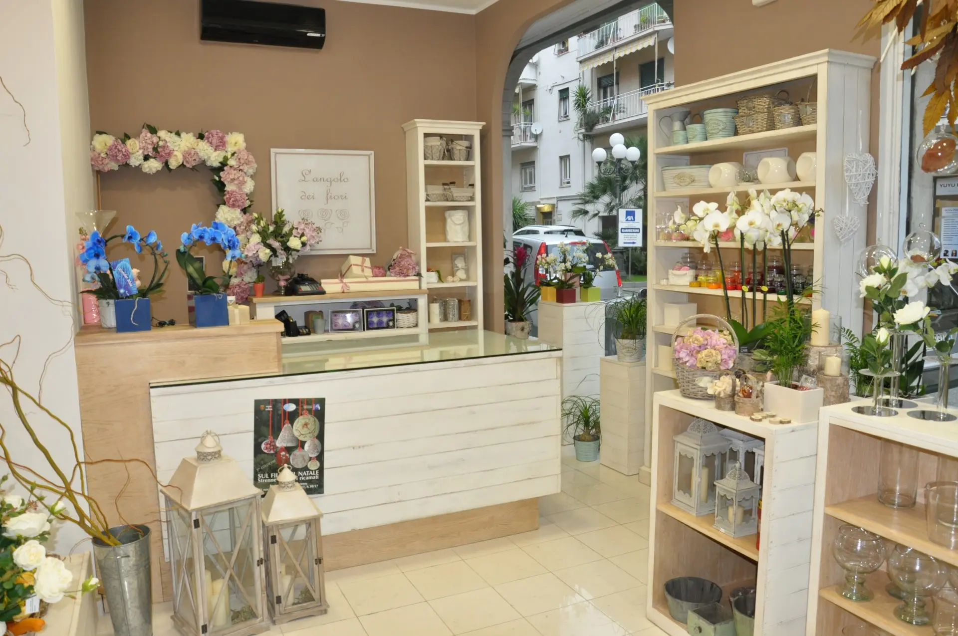Idee per un negozio di fiori di successo - Cosa si regala per l'inaugurazione di un negozio di fiori idee negozio fiori - Cosa si regala per l'inaugurazione di un negozio di fiori