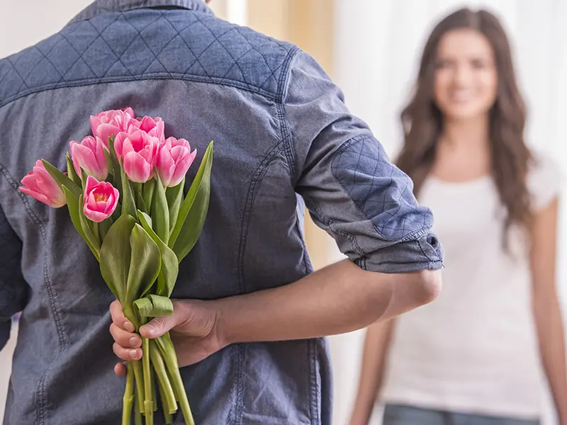 Regalare fiori significato: scopri il linguaggio dei fiori - Cosa vuol dire quando ti regalano i fiori regalare fiori significato - Cosa vuol dire quando ti regalano i fiori
