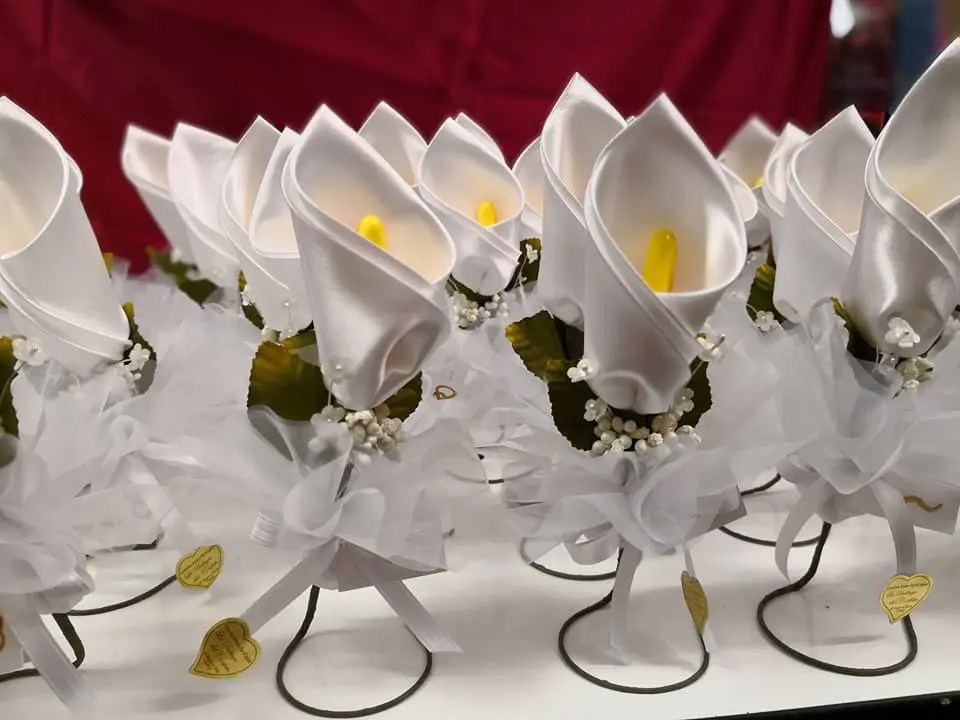 Fiori di Confetti Pelino: una dolce tradizione italiana - Dove fanno i confetti più buoni fiori di confetti pelino - Dove fanno i confetti più buoni