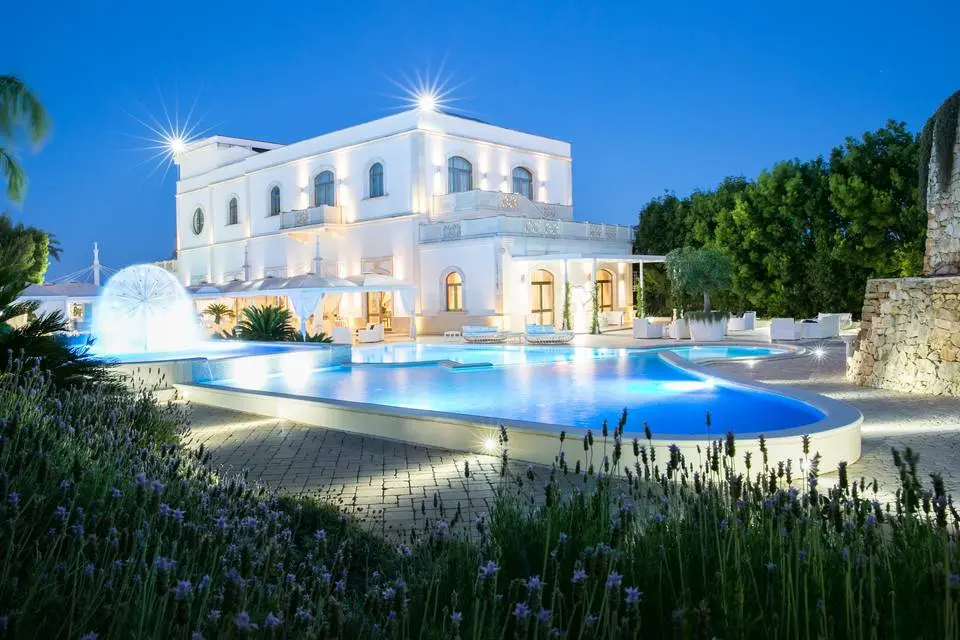 Villa dei Fiori - Esclusiva location per matrimoni nel Salento - Dove sposarsi in Val d'Orcia villa dei fiori - esclusiva location per matrimoni nel salento - Dove sposarsi in Val d'Orcia