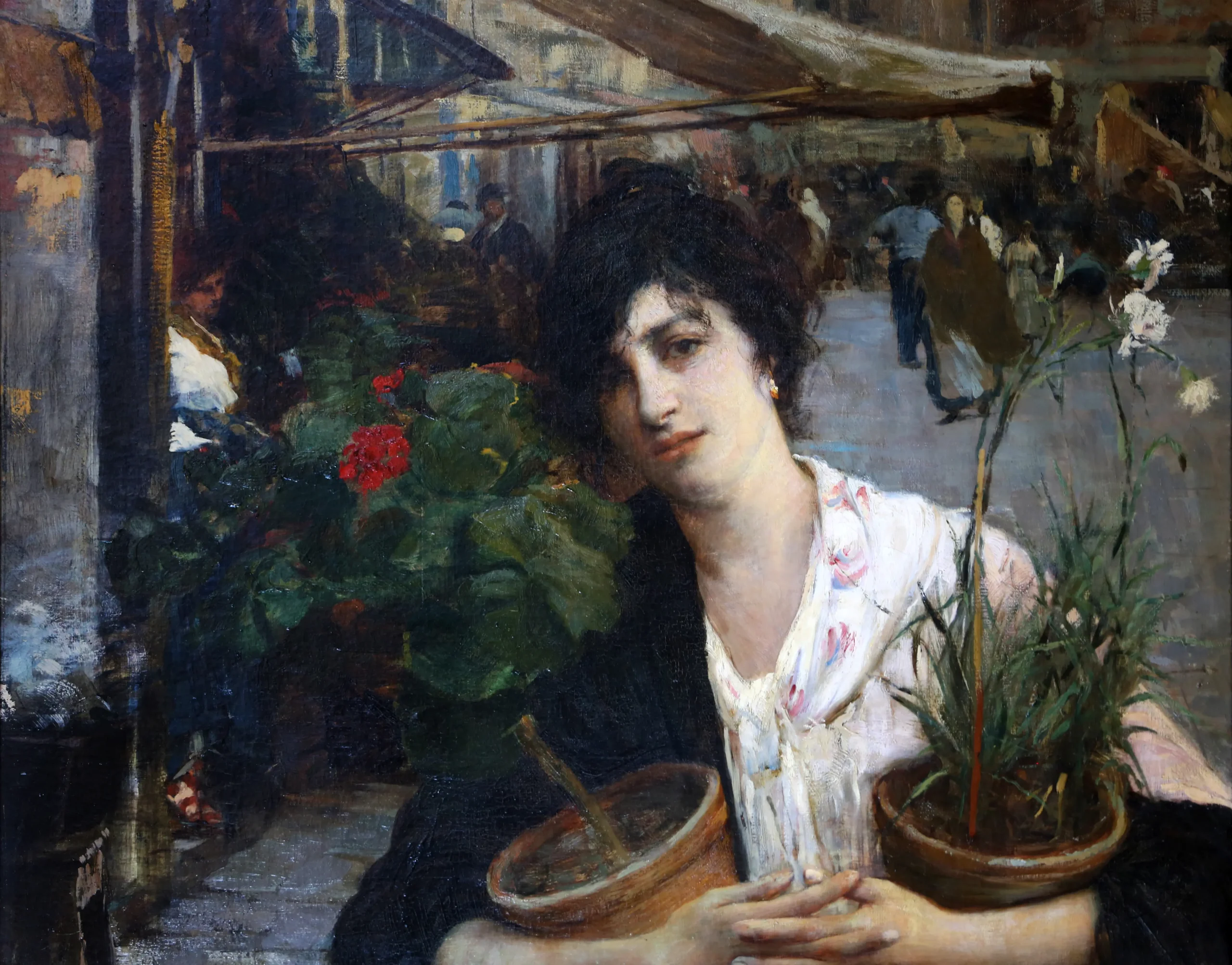 donna con fiori - Qual è il fiore della festa della donna