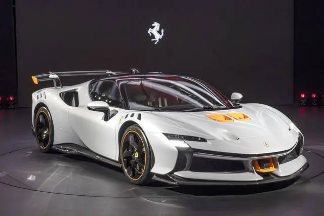 Ferrari SF90 Assetto Fiorano: La Hypercar che Ridefinisce le Prestazioni - Quante SF90 ci sono al mondo ferrari sf90 assetto fiorano - Quante SF90 ci sono al mondo