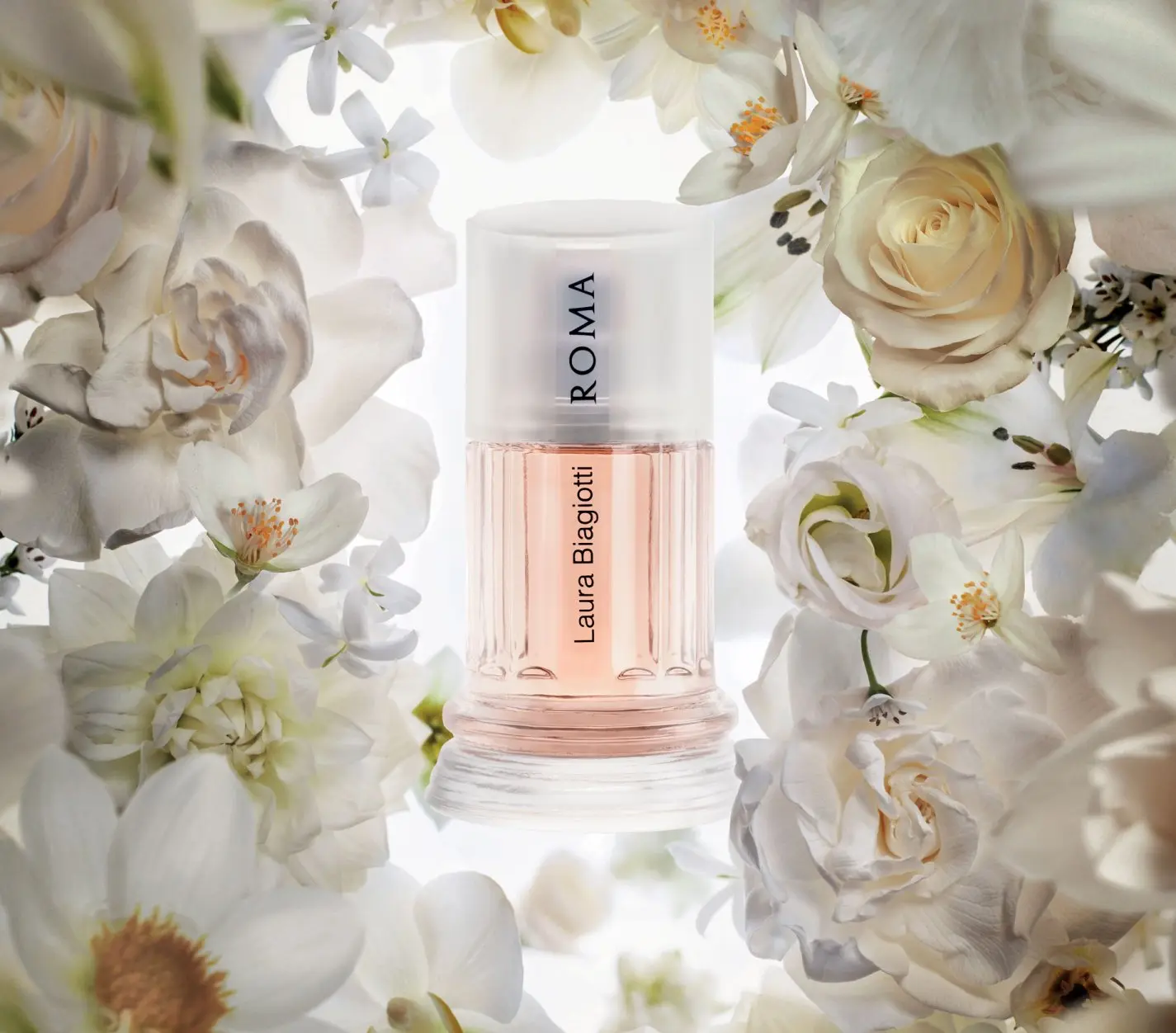 Laura Biagiotti Roma Fiori Bianchi: Una fragranza che evoca la bellezza dei fiori bianchi - Quanto costa il profumo Roma da 100 ml laura biagiotti roma fiori bianchi - Quanto costa il profumo Roma da 100 ml