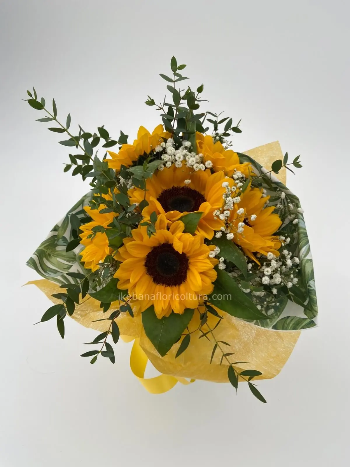 mazzo di fiori con girasoli - Quanto costa un mazzo di 3 girasoli