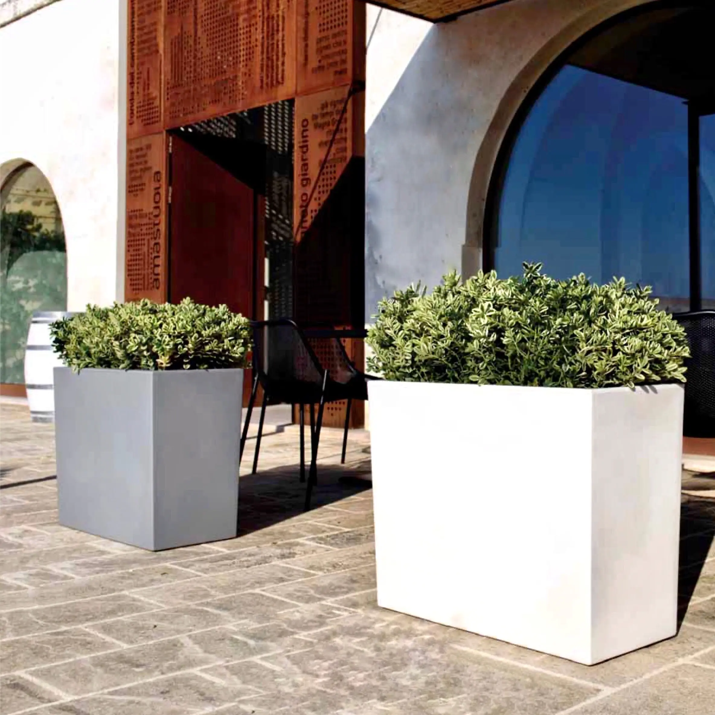 Fioriere Plastica Grandi: La soluzione ideale per il tuo giardino - Quanto costa un vaso di plastica grande fioriere plastica grandi - Quanto costa un vaso di plastica grande